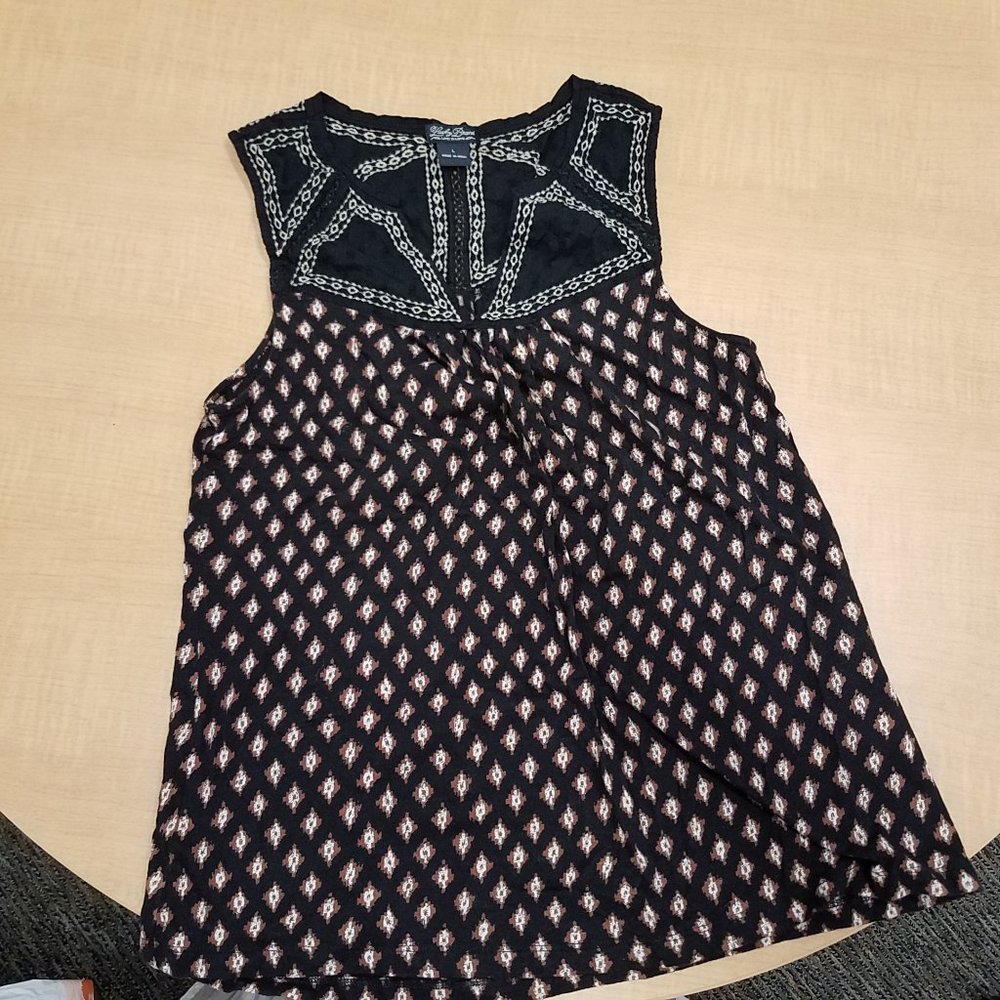 Loose and Flowy Sleeveless Top